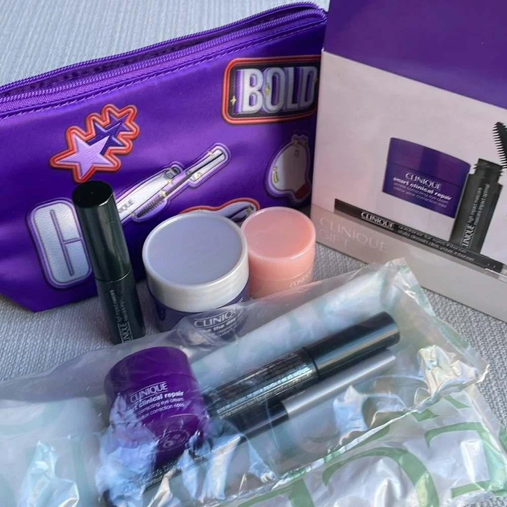 Clinique gift sets with pouch eyeliner eye cream mascara